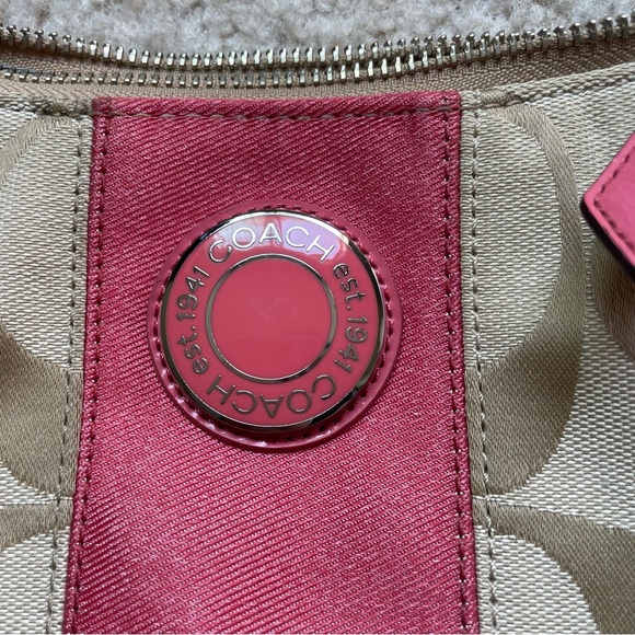 Coach Peach Signature Stripe Jacquard Hobo Bag F19281 - Picture 12 of 16